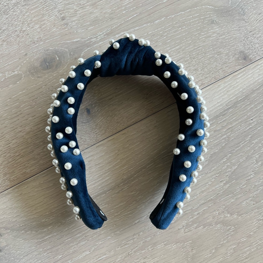 Lele Sadoughi Velvet Headband